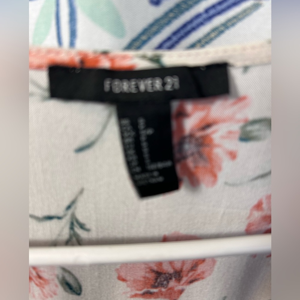 FOREVER 21 Floral Wrap Dress in Cream and Orange Print with Tie Waist - Picture 6 of 12